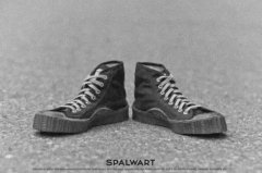 <b>所有的一切只为了逃</b>